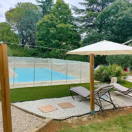 Au Mazet Du Parc Bed and Breakfast Lédenon Buitenkant foto