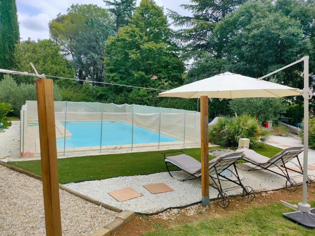 Au Mazet Du Parc Bed and Breakfast Lédenon Buitenkant foto